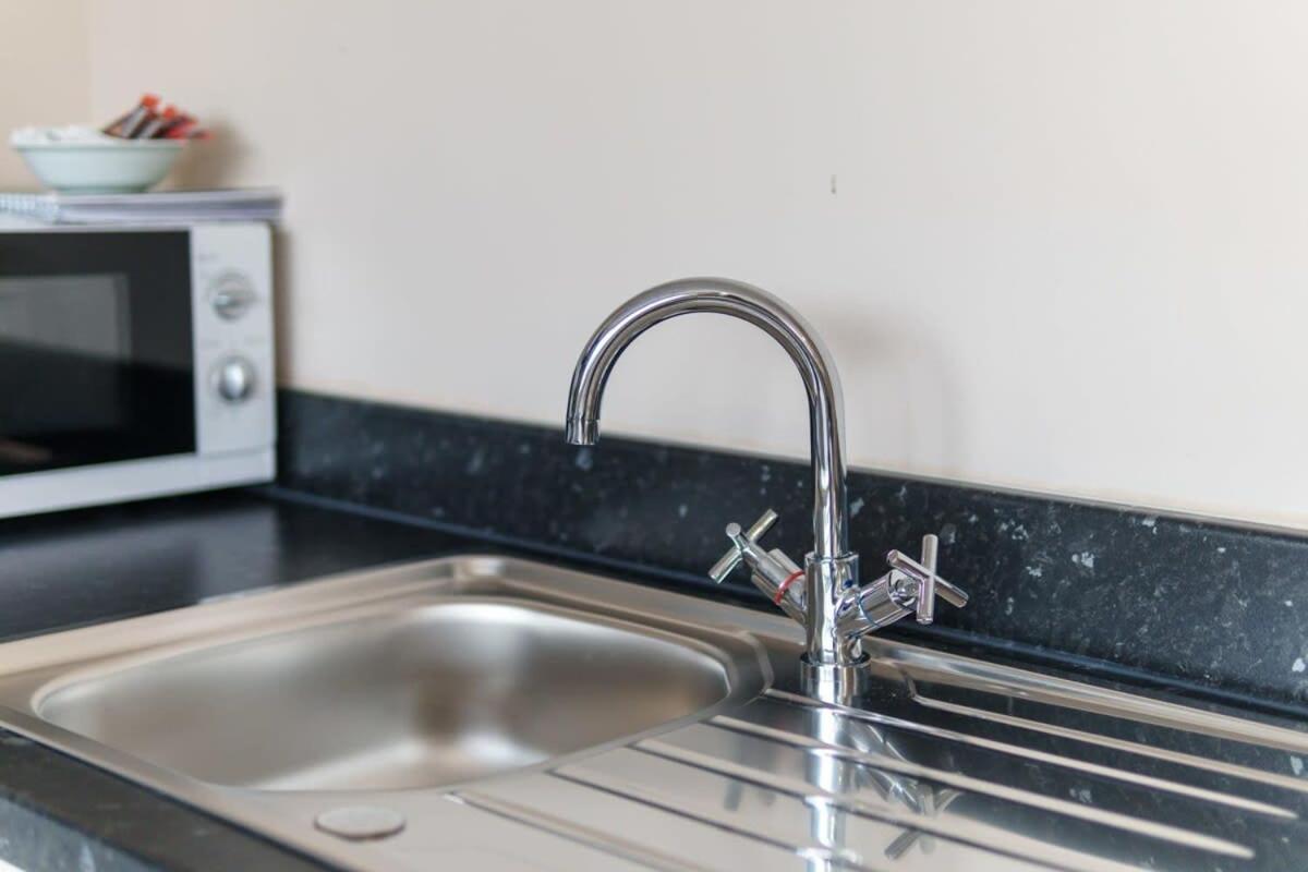 Fantastic 1 Bed Flat Manchester - Sleeps 3 Exterior photo